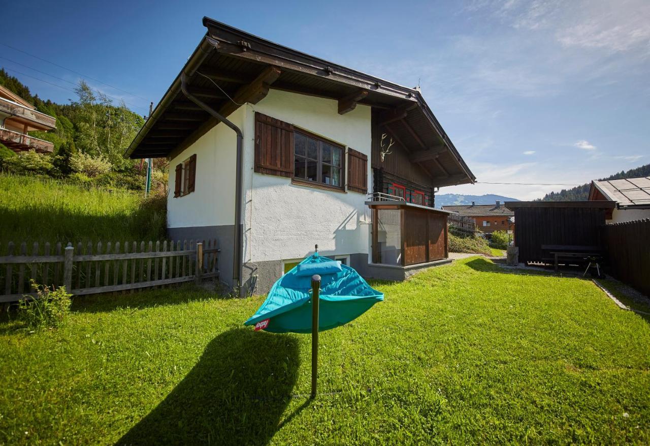 Chalet Appartement Alpenherz ザールバッハ・ヒンターグレム エクステリア 写真