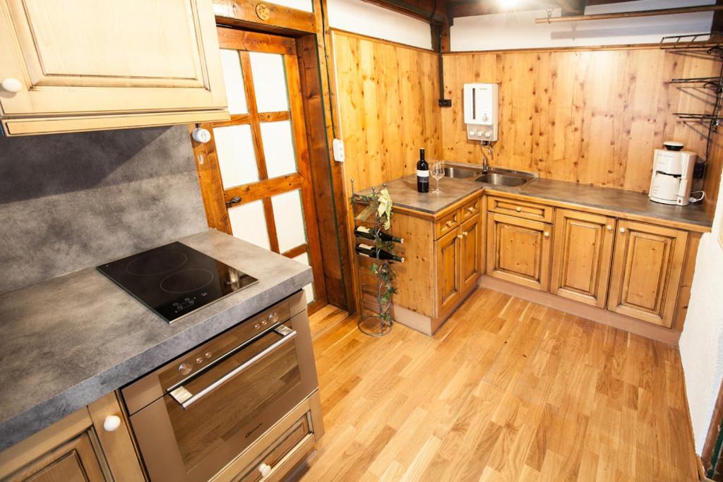 Chalet Appartement Alpenherz ザールバッハ・ヒンターグレム 部屋 写真